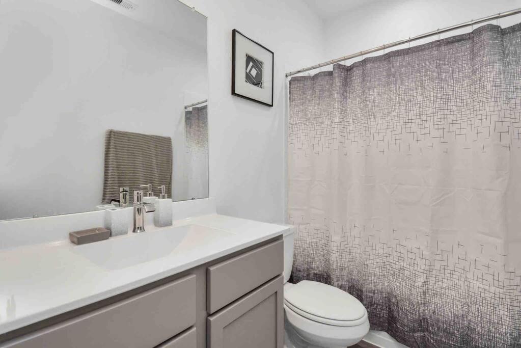 4Bedroom Escape - Near Med Center With Backyard Χιούστον Εξωτερικό φωτογραφία