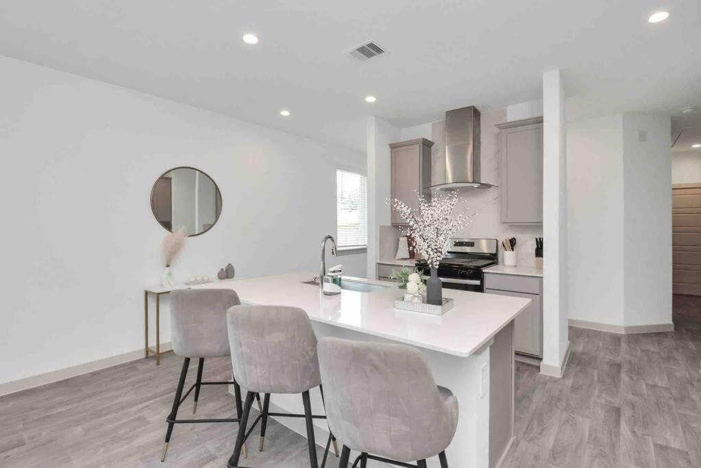 4Bedroom Escape - Near Med Center With Backyard Χιούστον Εξωτερικό φωτογραφία