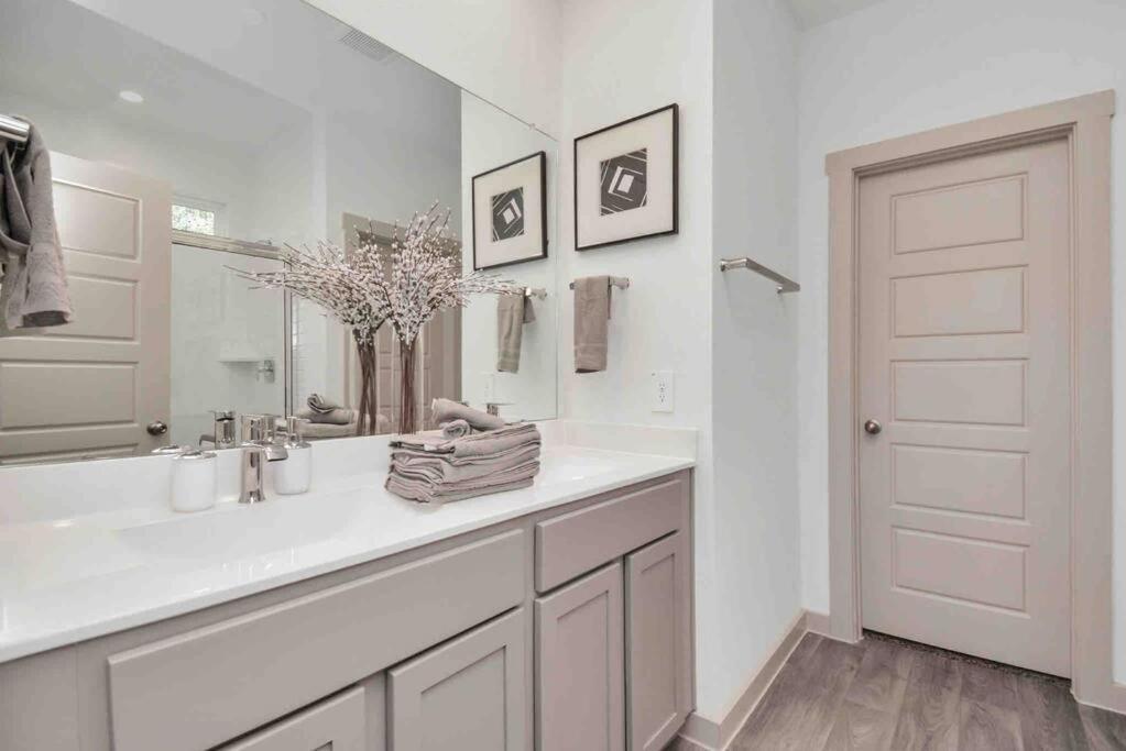 4Bedroom Escape - Near Med Center With Backyard Χιούστον Εξωτερικό φωτογραφία